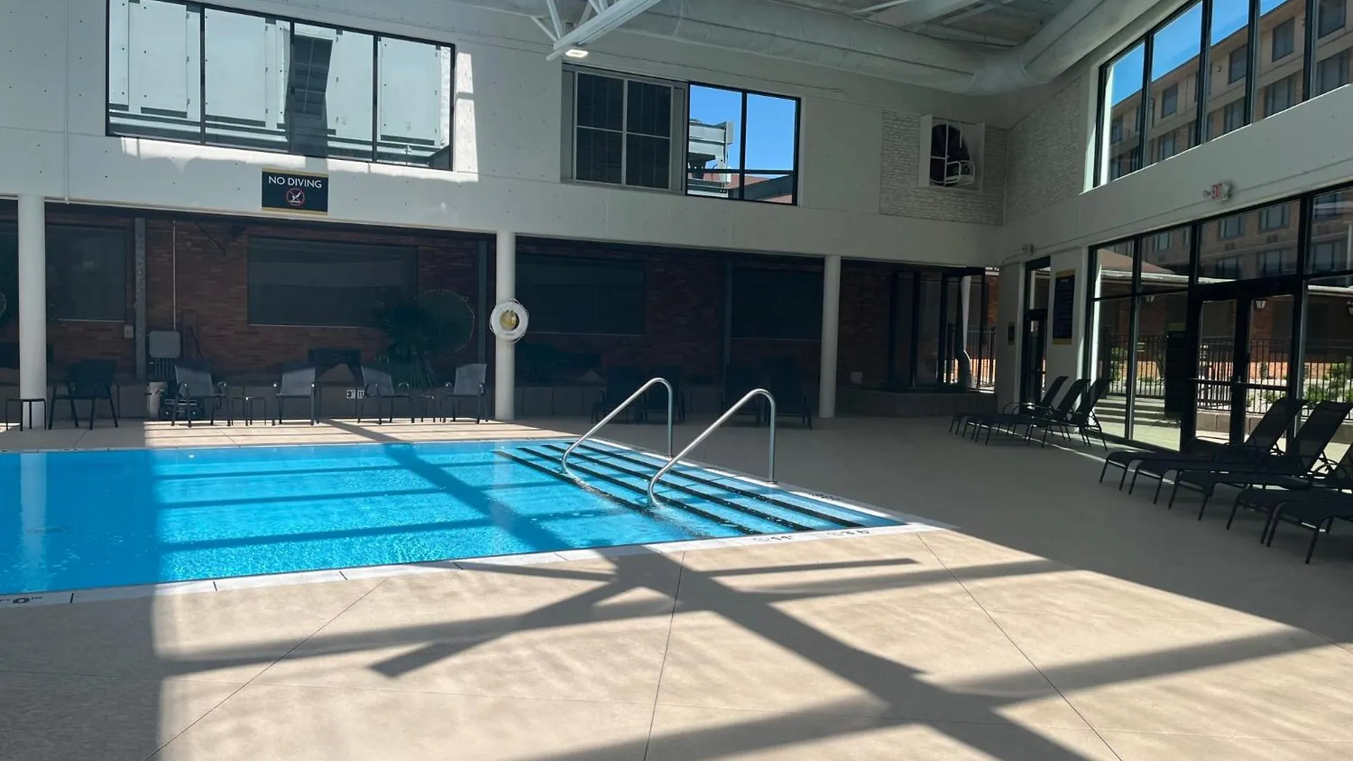 Crowne Plaza Louisville Airport Expo Ctr By Ihg Hotel